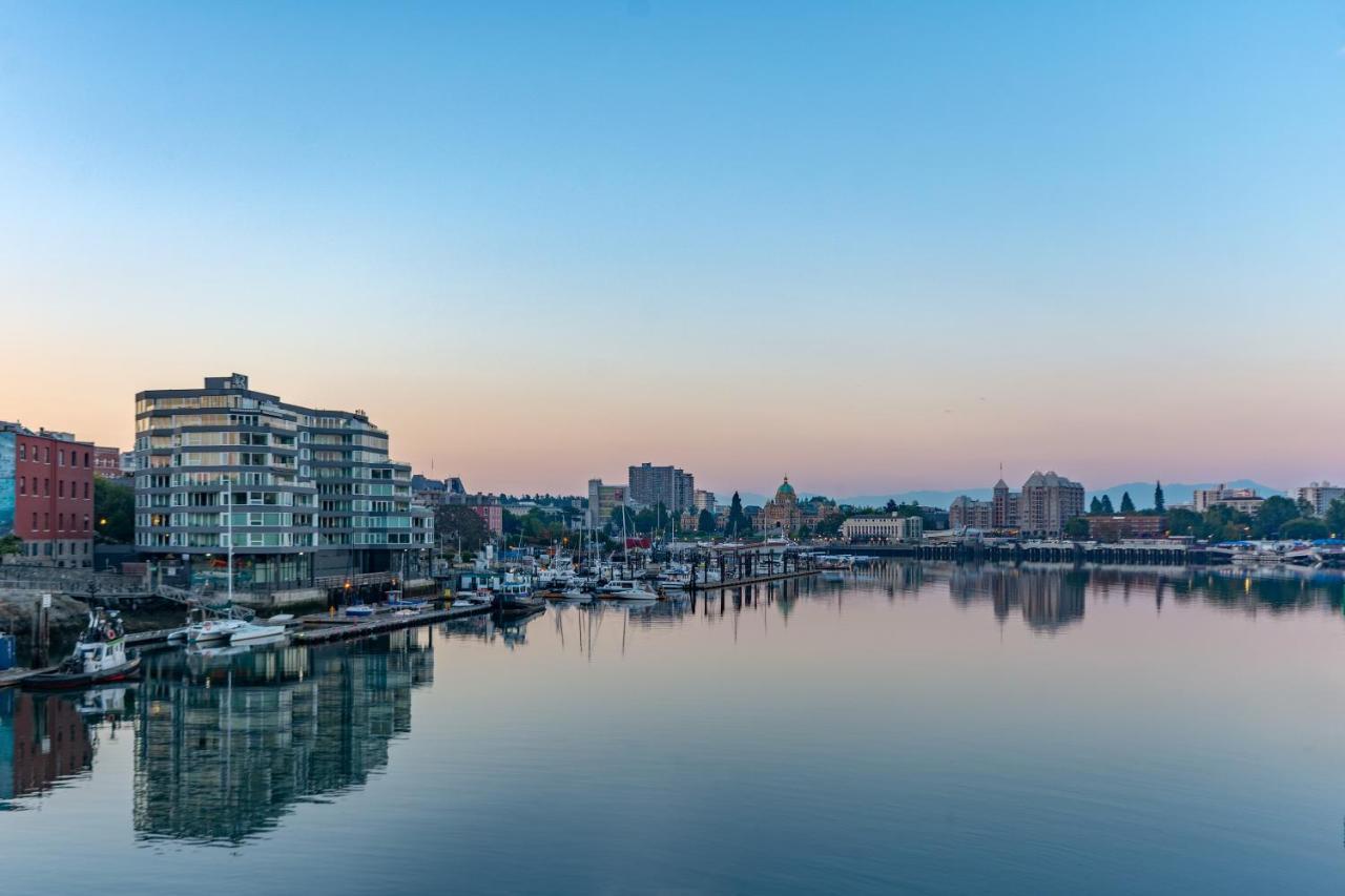 Victoria Regent Waterfront Hotel & Suites Exterior foto